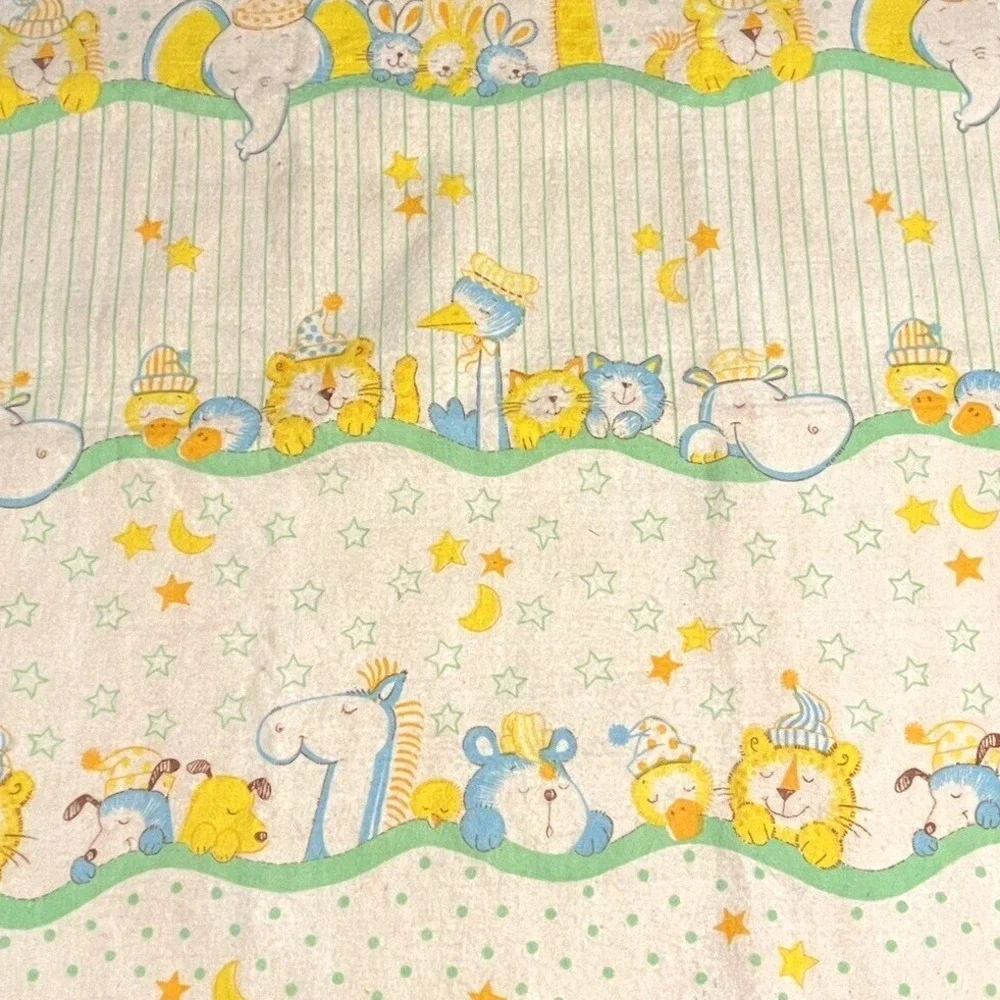 Vintage Satin Edge Baby Blanket Star Moon Sleepy Giraffe Duck Dog Cat Tiger Bear